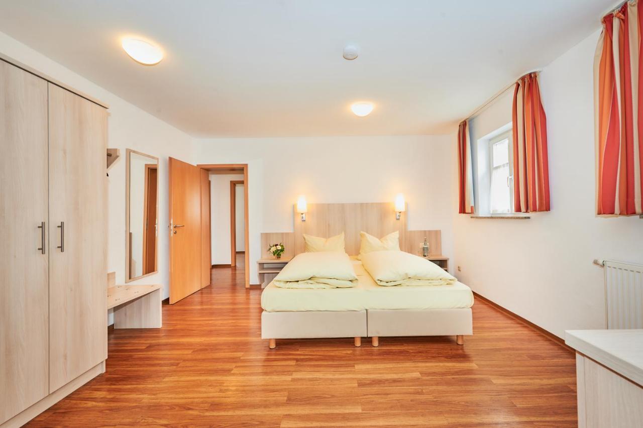 Hotel-Gasthof Bub 齐恩多夫 外观 照片